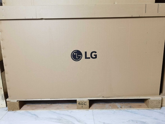 LM315WR1-SSA1 LG Affichage 32&quot; 3840 ((RGB) × 2160, UHD 139PPI 350 cd/m2 Affichage LCD industriel