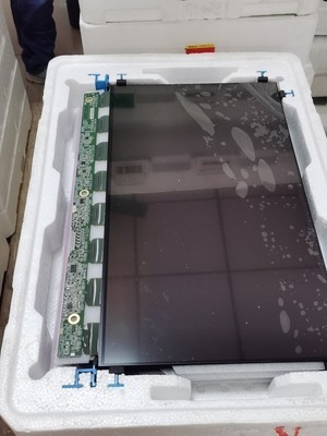 L'affichage LCD industriel est un écran à écran LCD.