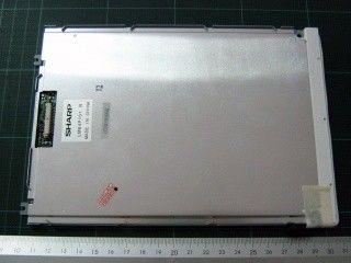 LM64P101R 110PPI 640×480 VGA 7,2 pouces Panneau TFT pointu 147.18 ((H) × 110.38 ((V) mm