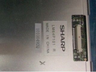 LM64P101R 110PPI 640×480 VGA 7,2 pouces Panneau TFT pointu 147.18 ((H) × 110.38 ((V) mm