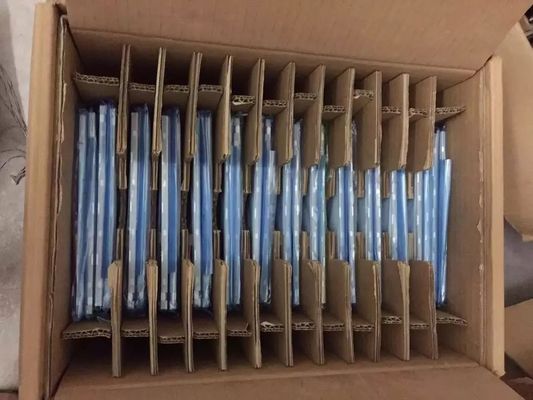 NL160120BM27-03A AVANT la température de fonctionnement de 21.3INCH 1000CD/M2 LCM 1600×1200 1600×1200RGB CCFL LVDS : 0 | °C 55 INDUSTRIEL