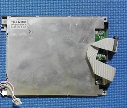 5,7&quot;	LCM	320×240RGB 	² de 180cd/m   LM057QC1T01R	Affichage pointu de TFT LCD