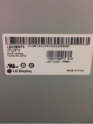 La place Tft de LM230WF5-TLF1 95PPI montrent 23,0&quot; conducteur de 250cd/M2 WLED